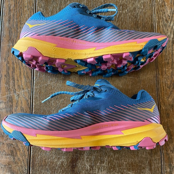 Hoka OneOne W8 Athletic Shoes - Picture 3 of 6